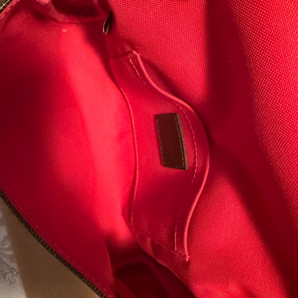 Louis Vuitton Damier Favourite “PM” the smaller version than the MM - Picture 2 of 10